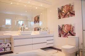 5 Tips to Make Your Small Bathroom Appear Larger